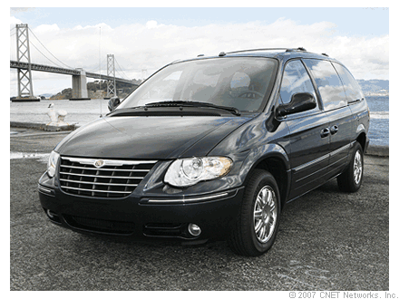2007 chrysler town and country van